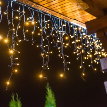 Гирлянда-айсикл (бахрома) NEON-NIGHT, 3,2х0,9 м, черный каучук IP67, 120 LED теплый белый Гирлянда-айсикл (бахрома) NEON-NIGHT, 3,2х0,9 м, черный каучук IP67, 120 LED теплый белый